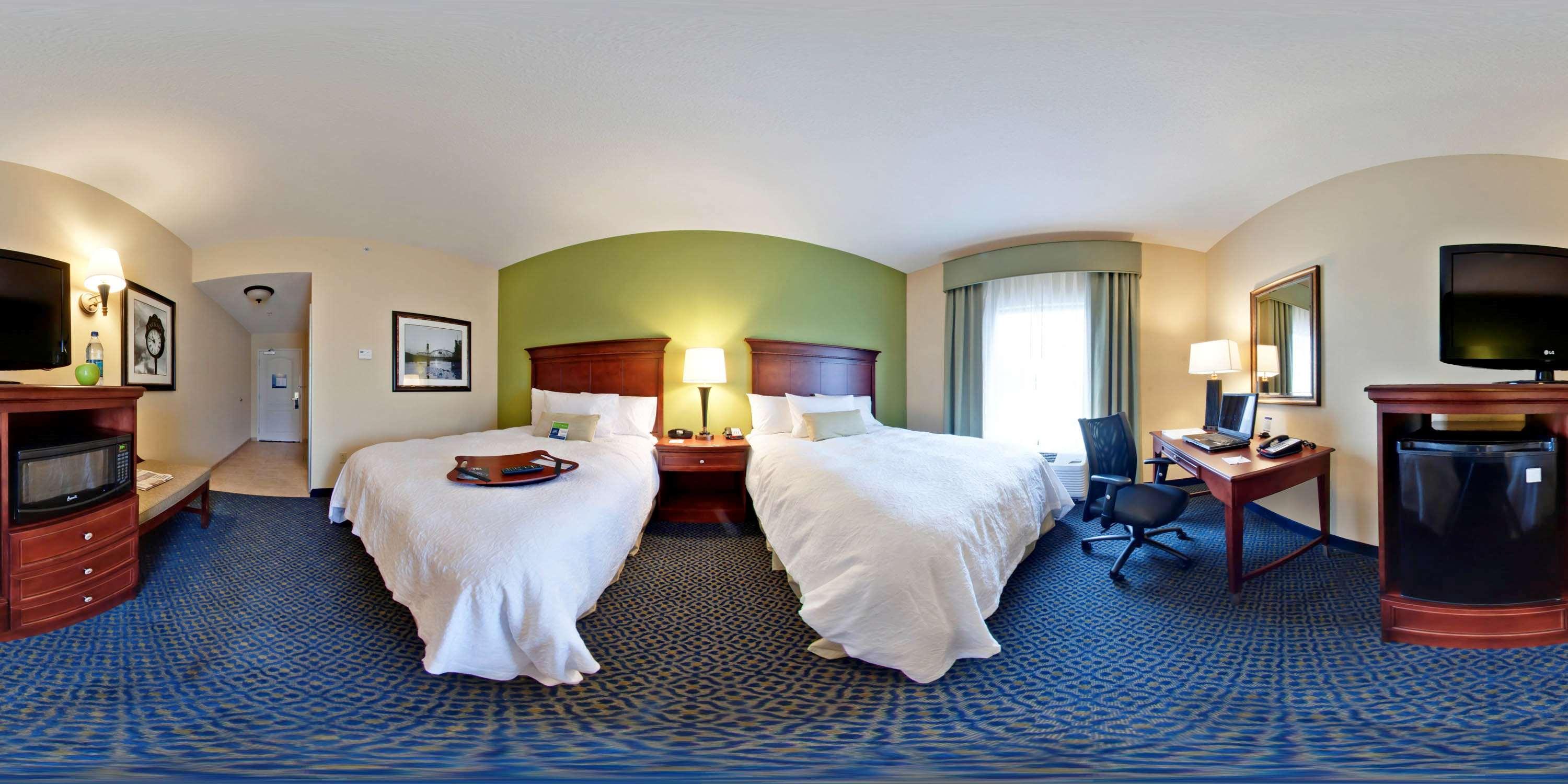 Hampton Inn Jackson-College Avenue Bagian luar foto