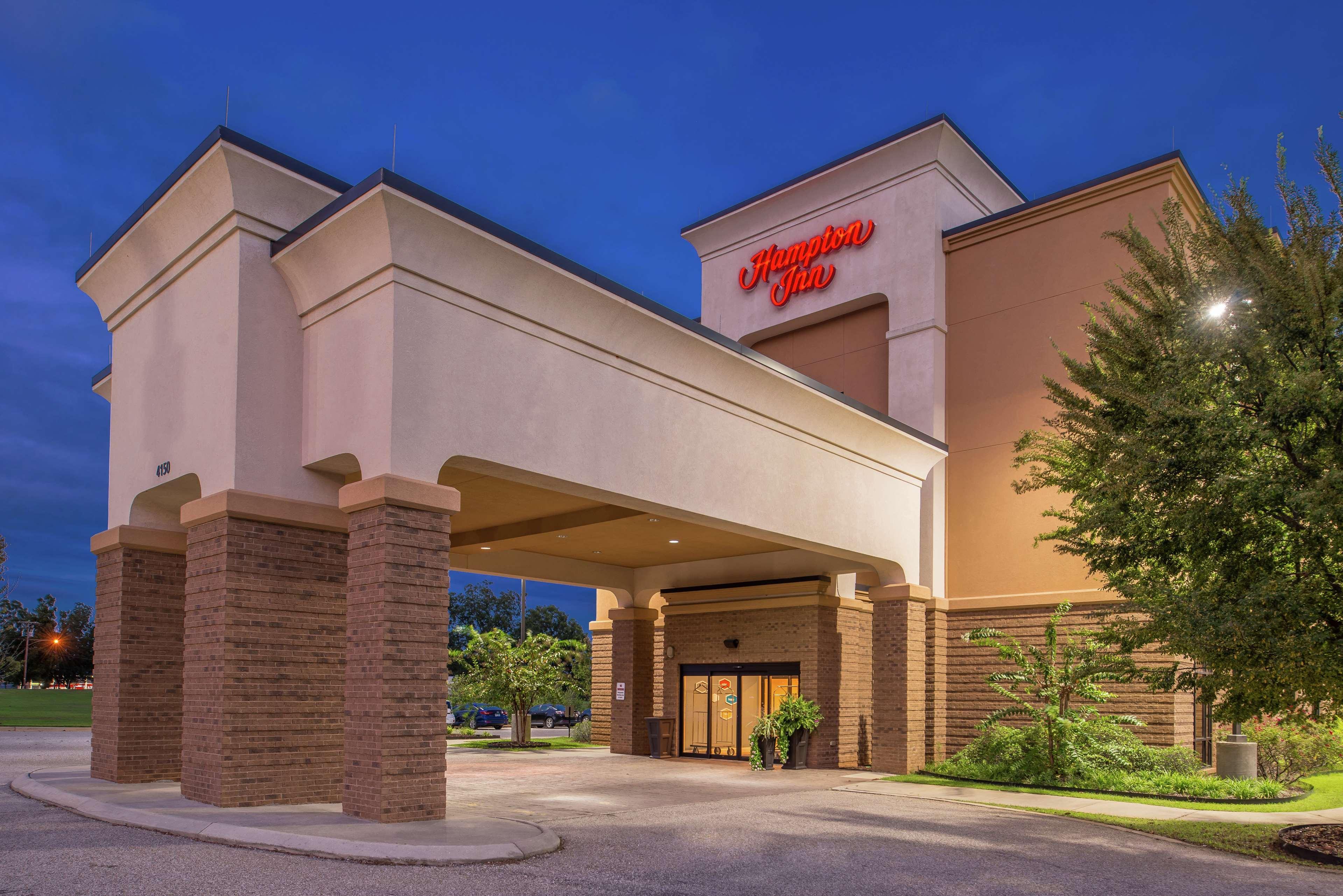 Hampton Inn Jackson-College Avenue Bagian luar foto