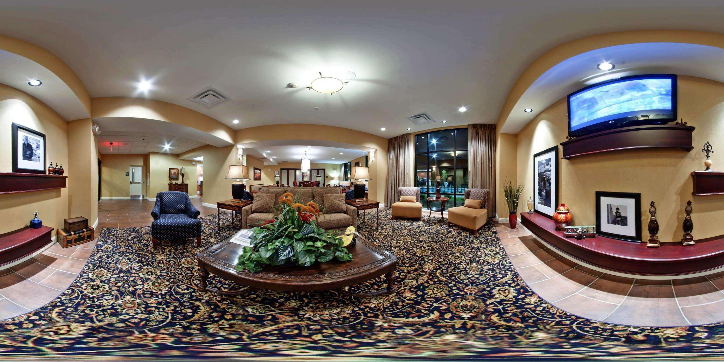 Hampton Inn Jackson-College Avenue Bagian luar foto